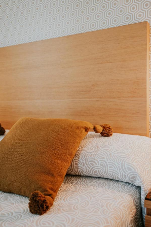 Apartamentos Poniente - Mares Торре-дель-Мар Екстер'єр фото
